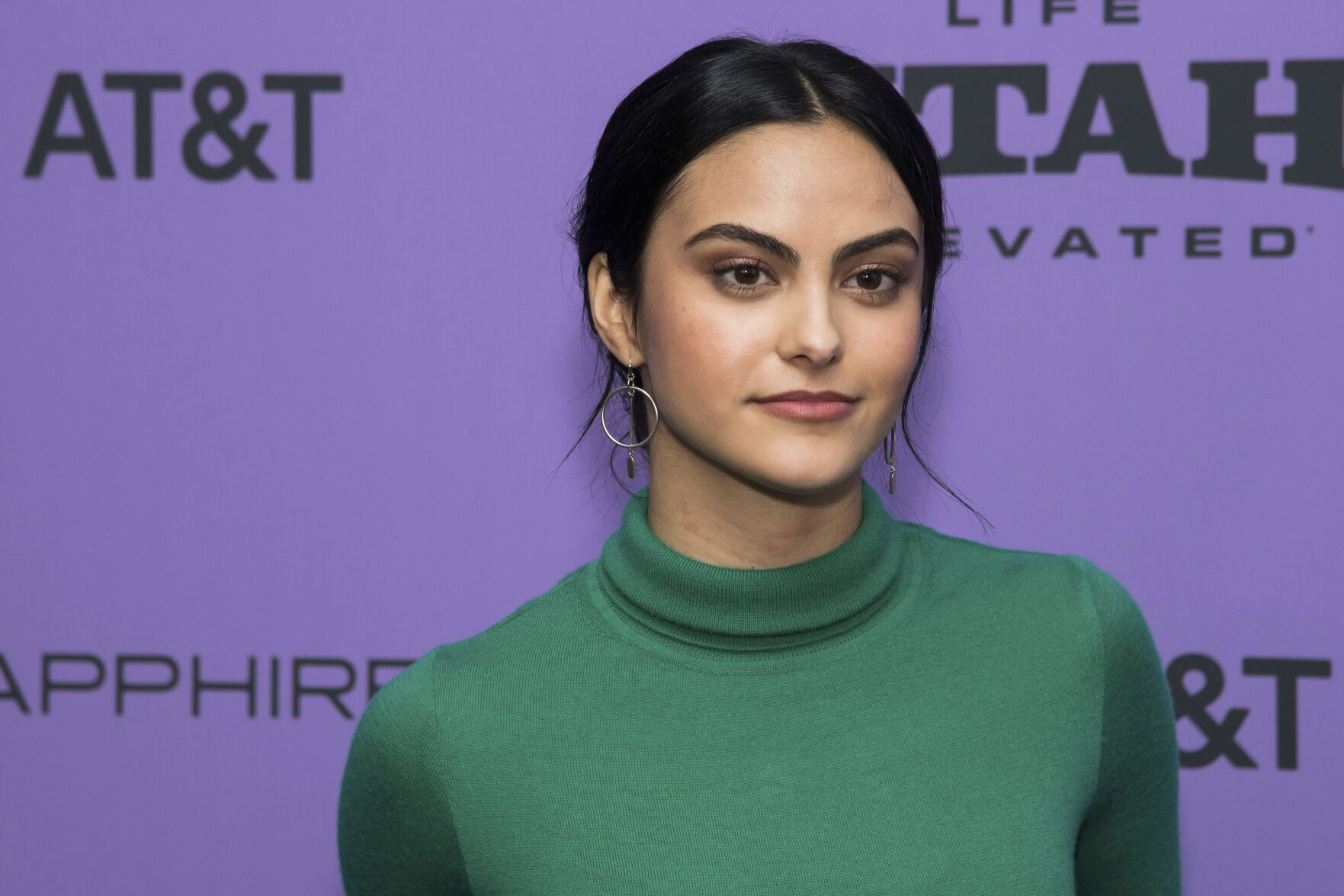 Camila Mendes